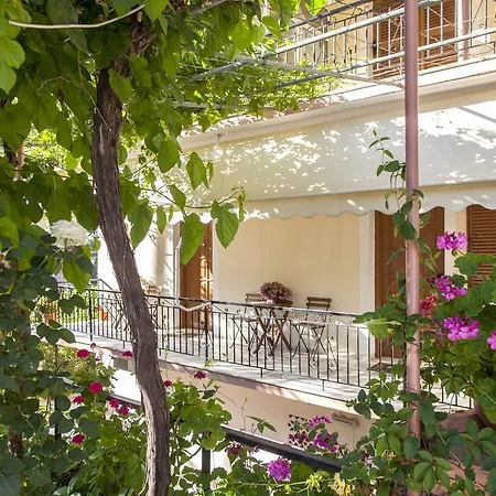 Apartment Tasoula &